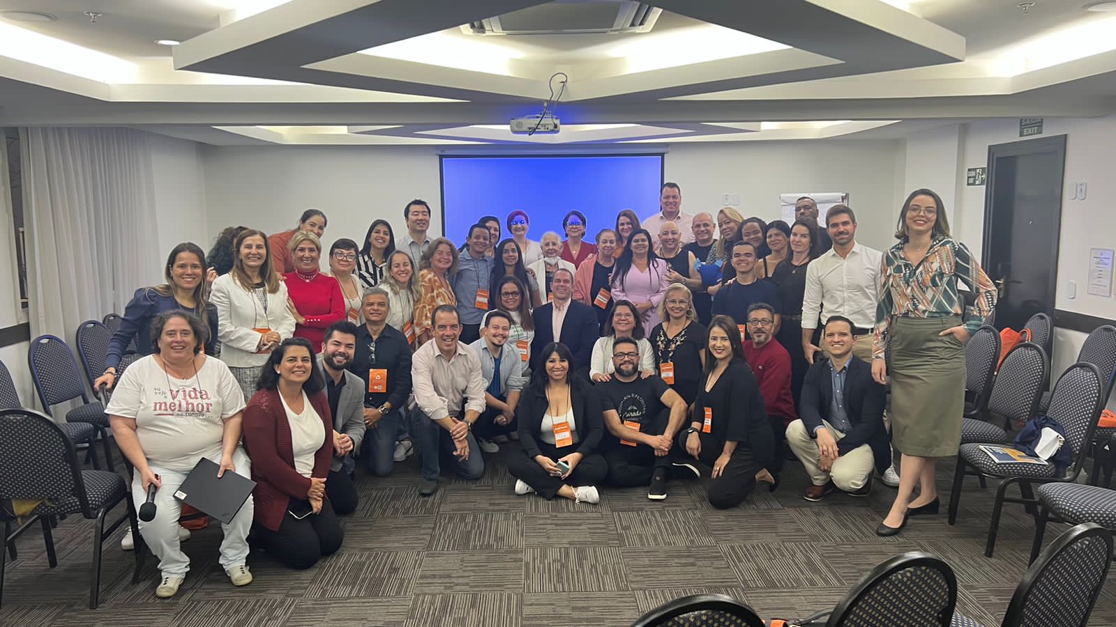 Turma reunida ao final do treinamento